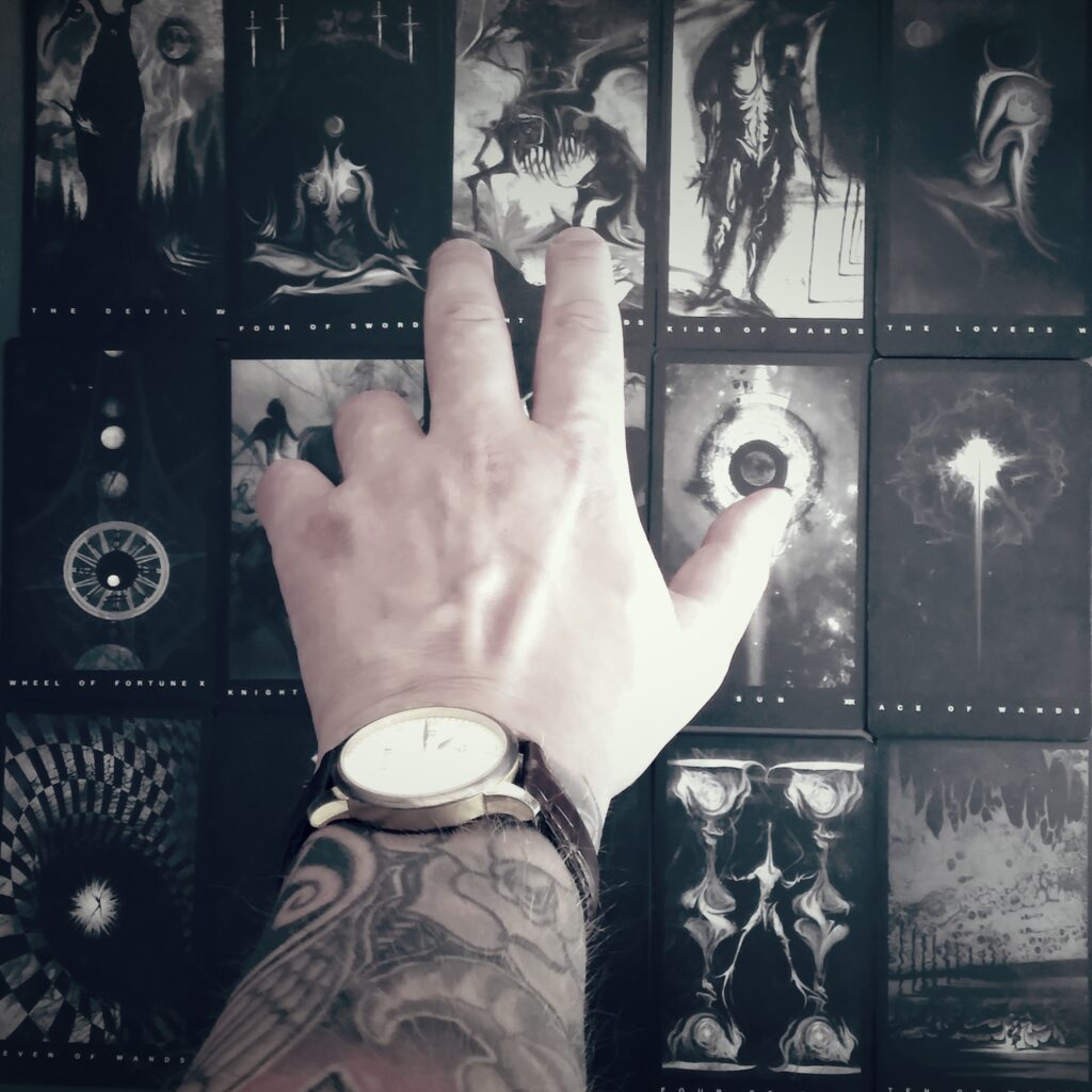 Tarot reading angelic intuition